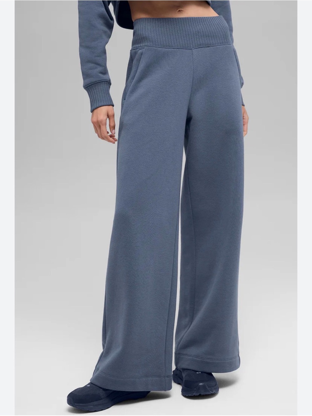 Alo Yoga Women'S Serenity Wide Leg
Sweatpant Bluestone